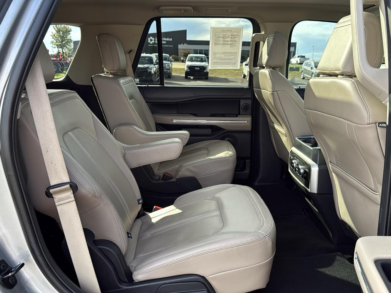 Ford Expedition Limited 4D SUV 4WD 2024