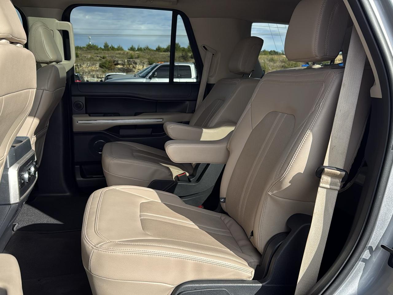 Ford Expedition Limited 4D SUV 4WD 2024