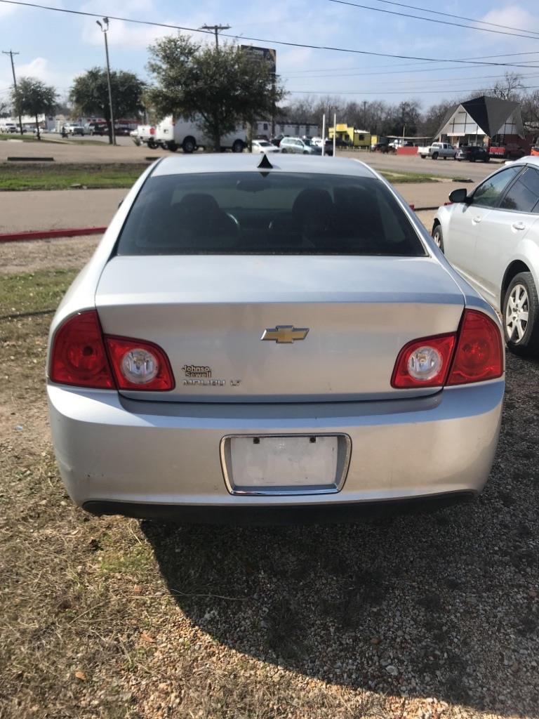 Chevrolet Malibu  2012
