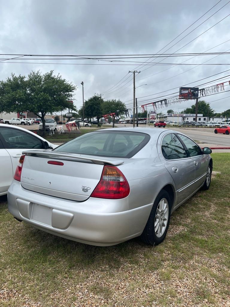 Chrysler 300M  2004