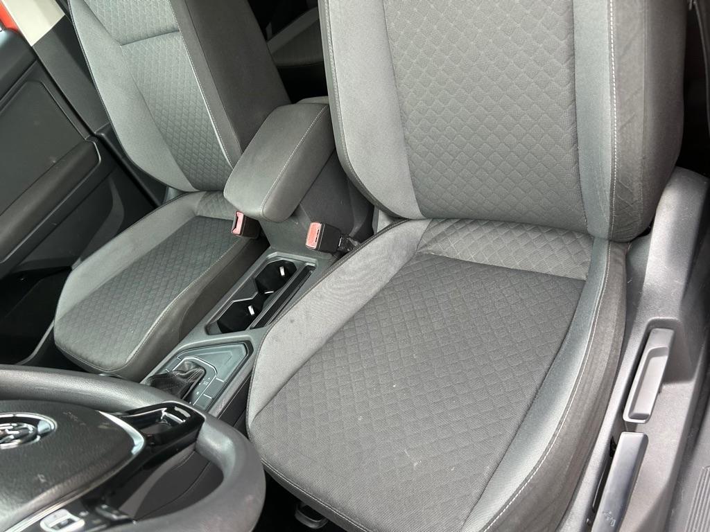 Volkswagen Tiguan S 2019