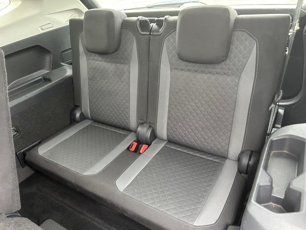 Volkswagen Tiguan S 2019