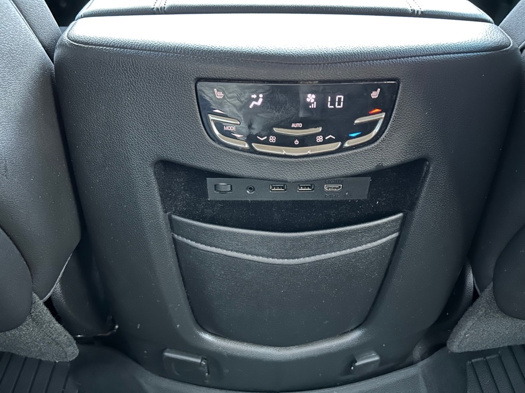 Cadillac Escalade  2017