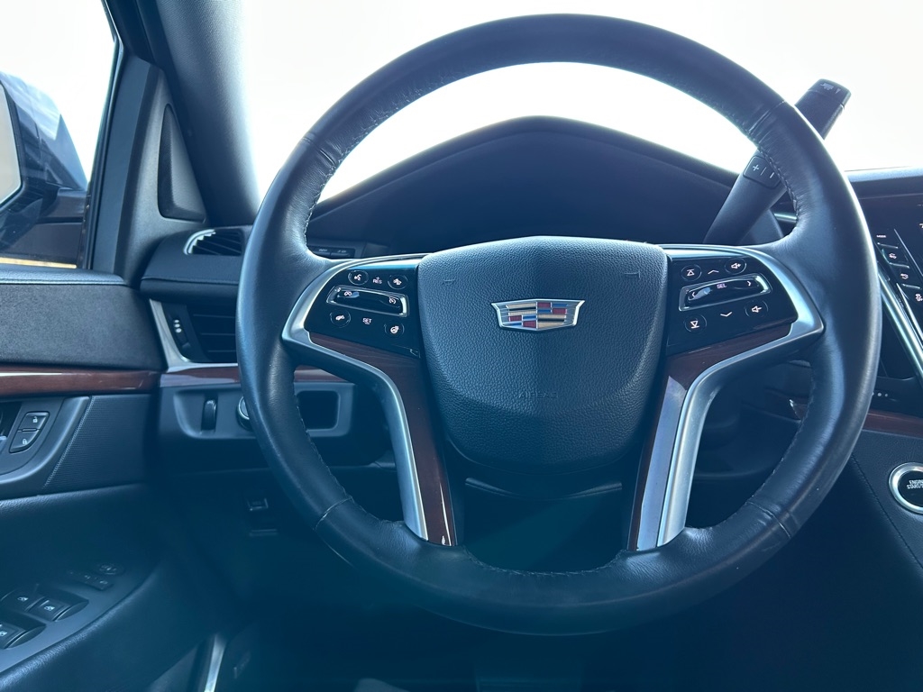 Cadillac Escalade  2017