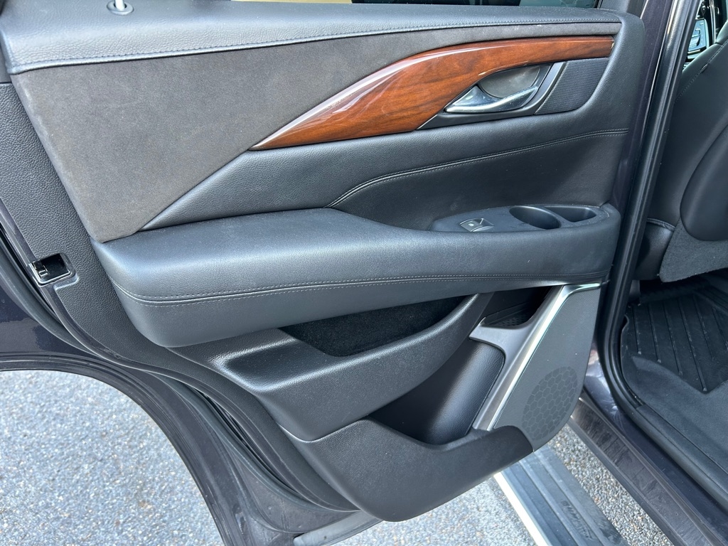 Cadillac Escalade  2017