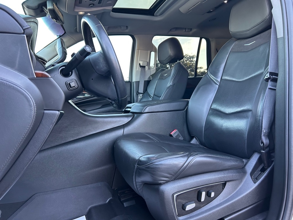 Cadillac Escalade  2017