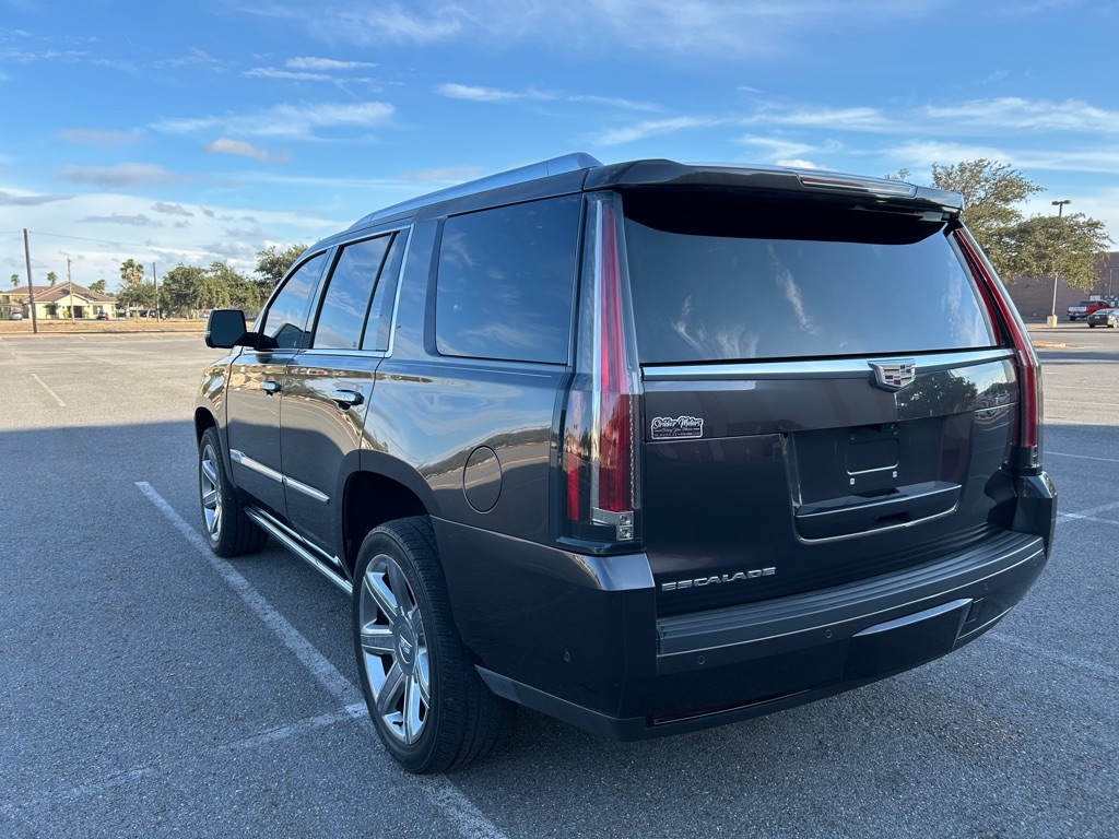 Cadillac Escalade  2017