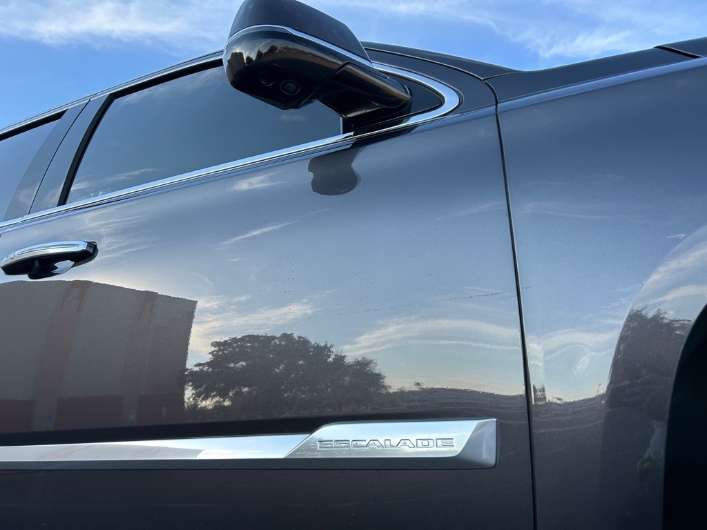 Cadillac Escalade  2017