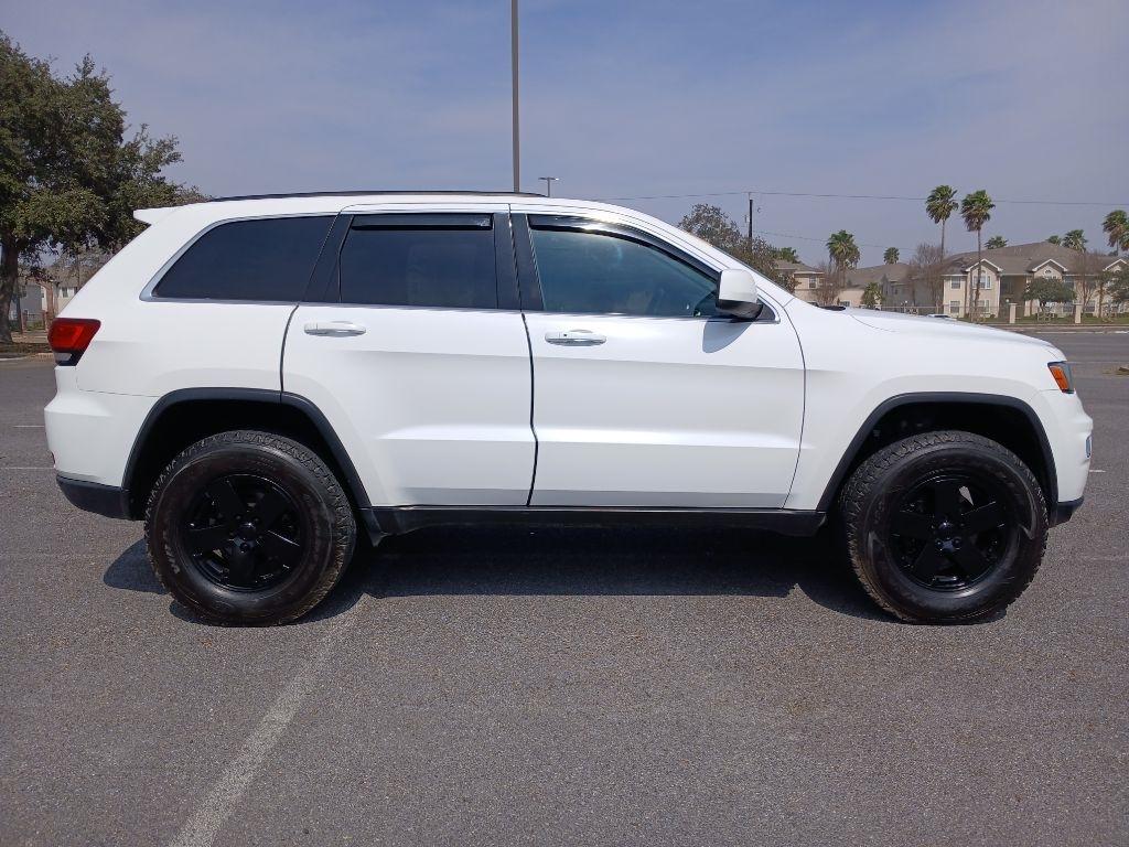 Jeep Grand Cherokee Laredo 4WD 2020