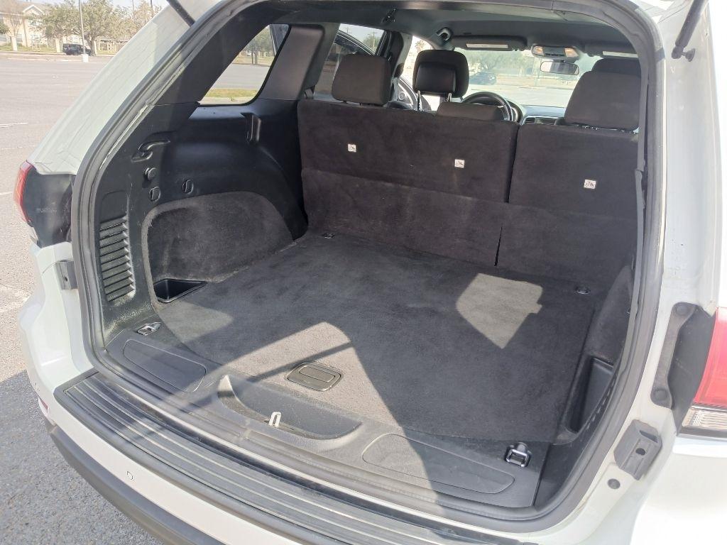 Jeep Grand Cherokee Laredo 4WD 2020