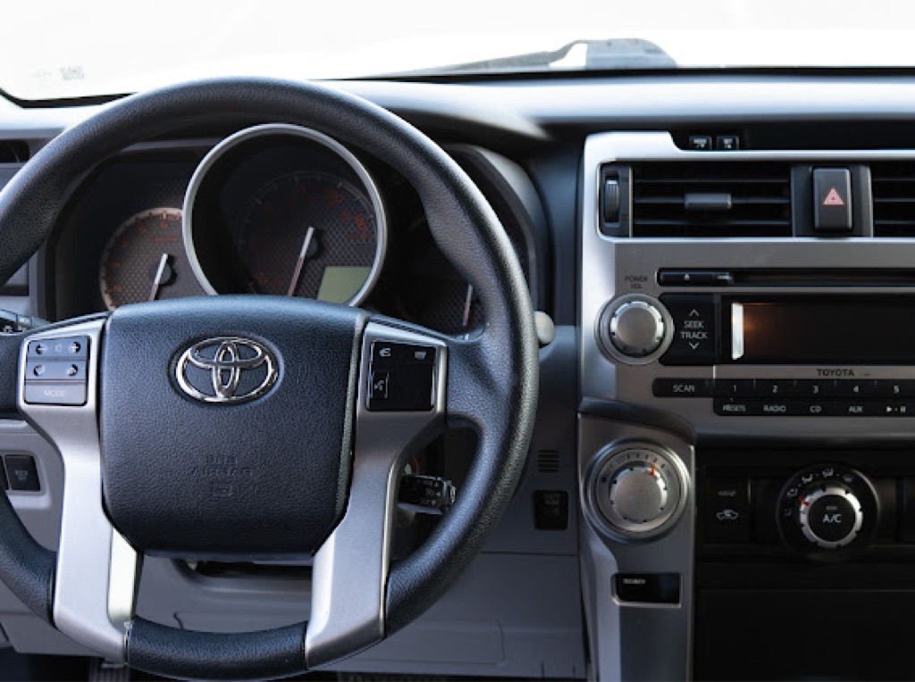 Toyota 4Runner SR5 2WD 2013