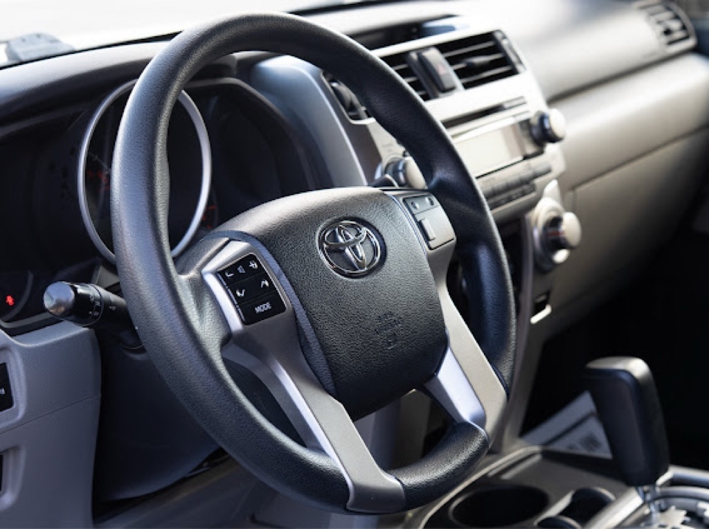 Toyota 4Runner SR5 2WD 2013