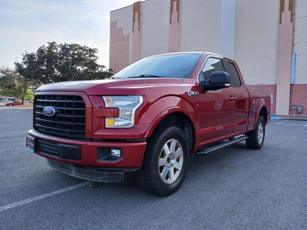 2015 Ford F-150 XL SuperCab 8-ft. Bed 4WD