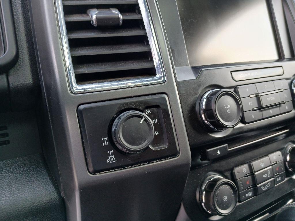 Ford F-150 XL SuperCab 8-ft. Bed 4WD 2015