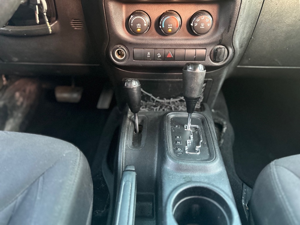 Jeep Wrangler Unlimited Sport 4WD 2015