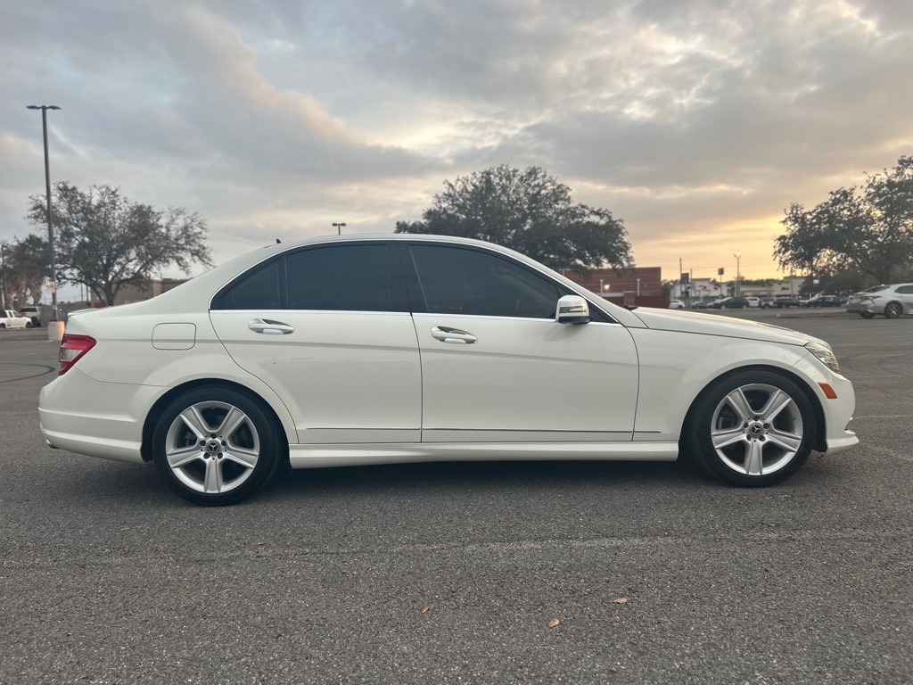 Mercedes-Benz C-Class C300 4MATIC Sport Sedan 2011