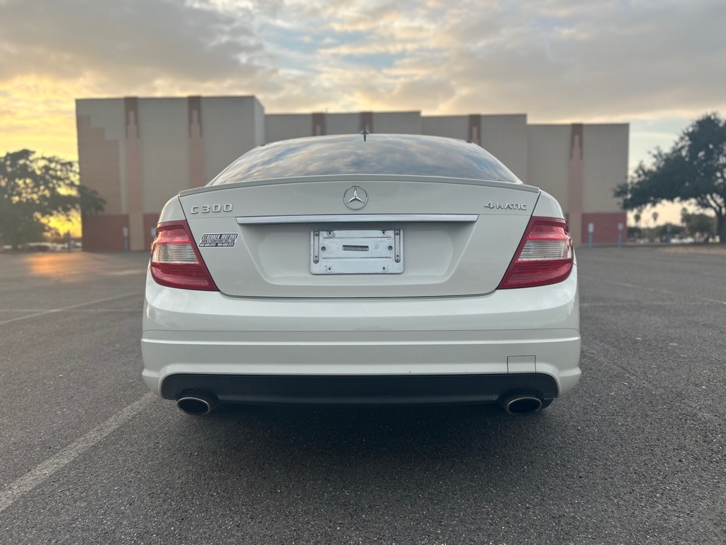 Mercedes-Benz C-Class C300 4MATIC Sport Sedan 2011