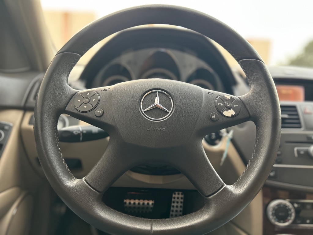 Mercedes-Benz C-Class C300 4MATIC Sport Sedan 2011