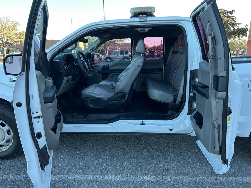 Ford F-150 XL SuperCab 8-ft. 2WD 2017