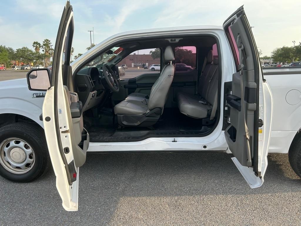Ford F-150 XL SuperCab 8-ft. 2WD 2017