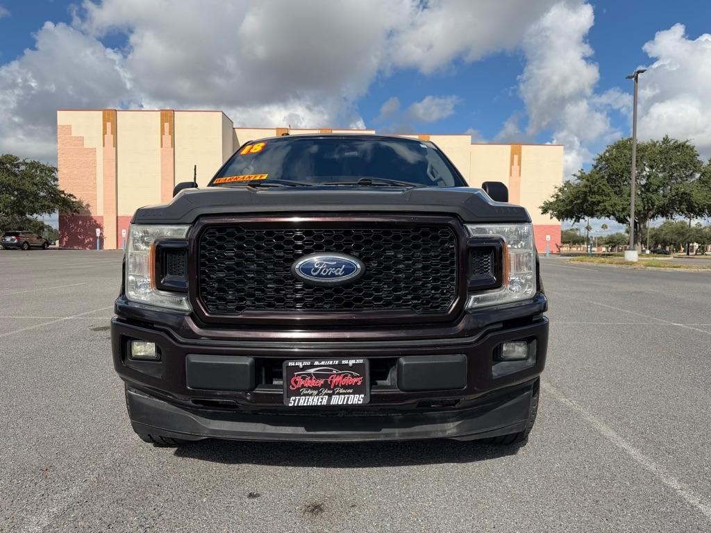 Ford F-150 photo 2