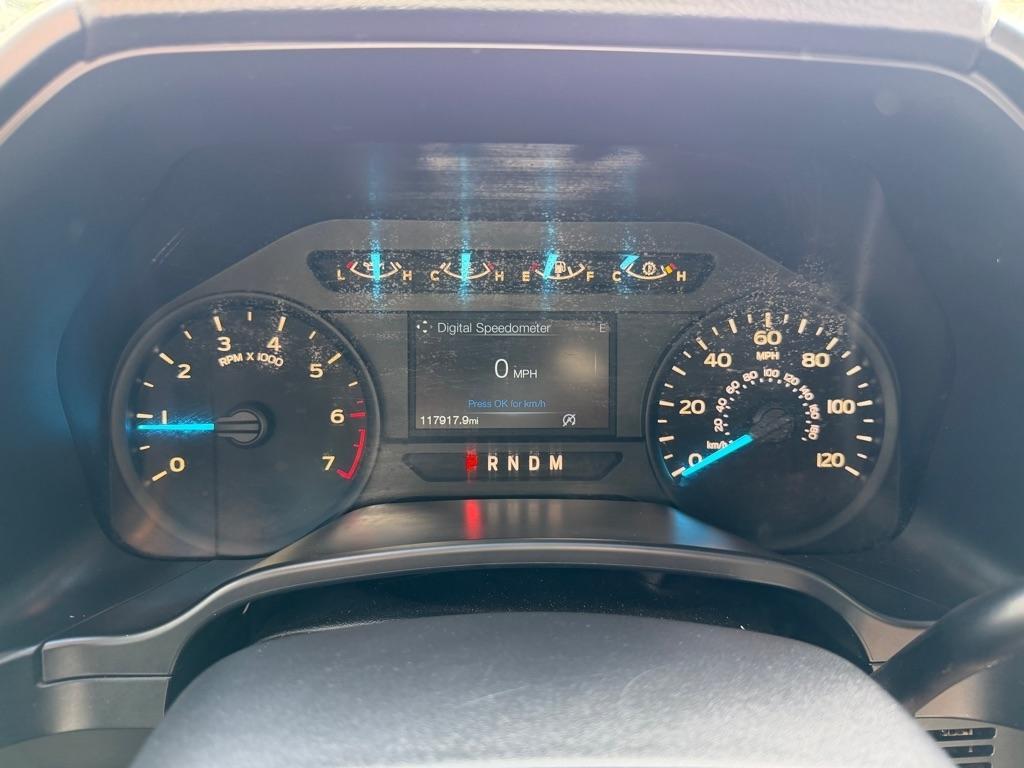 Ford F-150 photo 12
