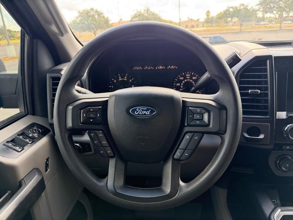 Ford F-150 photo 14