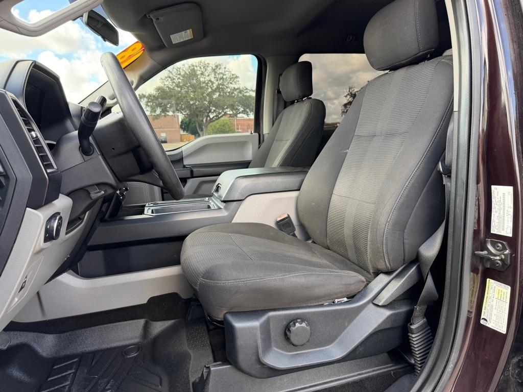 Ford F-150 photo 17