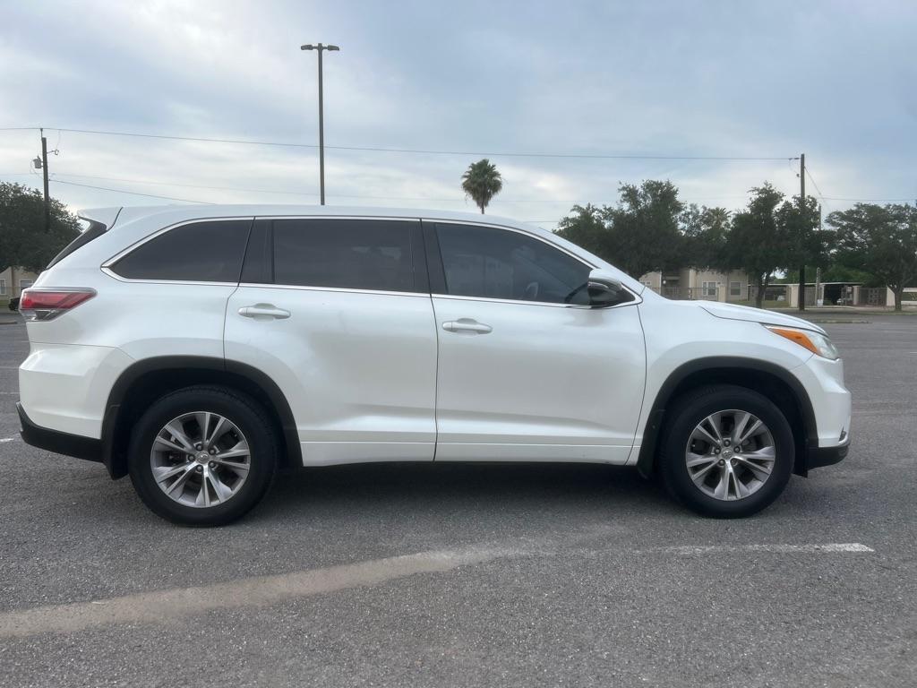 Toyota Highlander LE FWD V6 2014