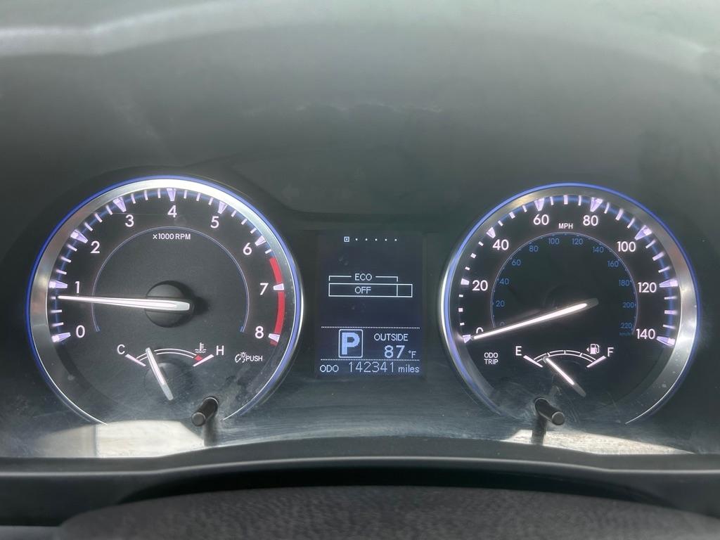 Toyota Highlander LE FWD V6 2014
