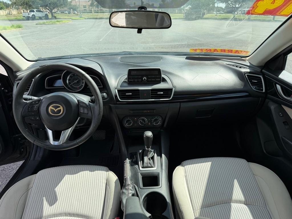 Mazda Mazda3 photo 6