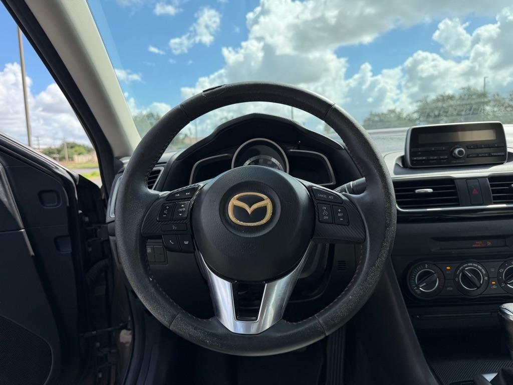 Mazda Mazda3 photo 7