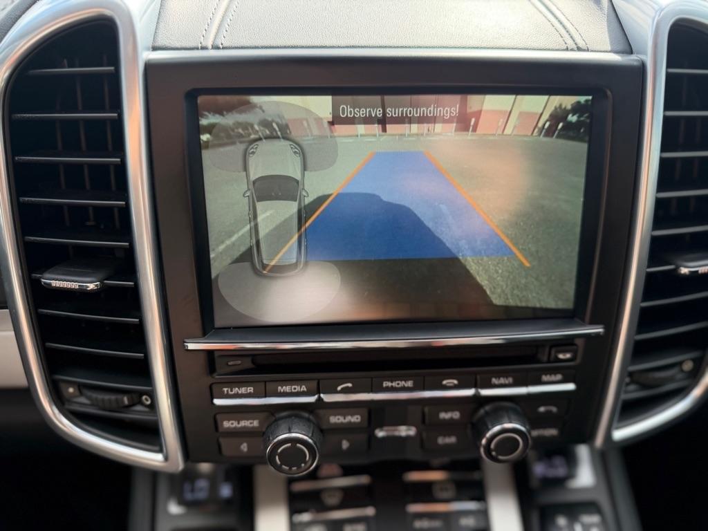 Porsche Cayenne GTS 2016