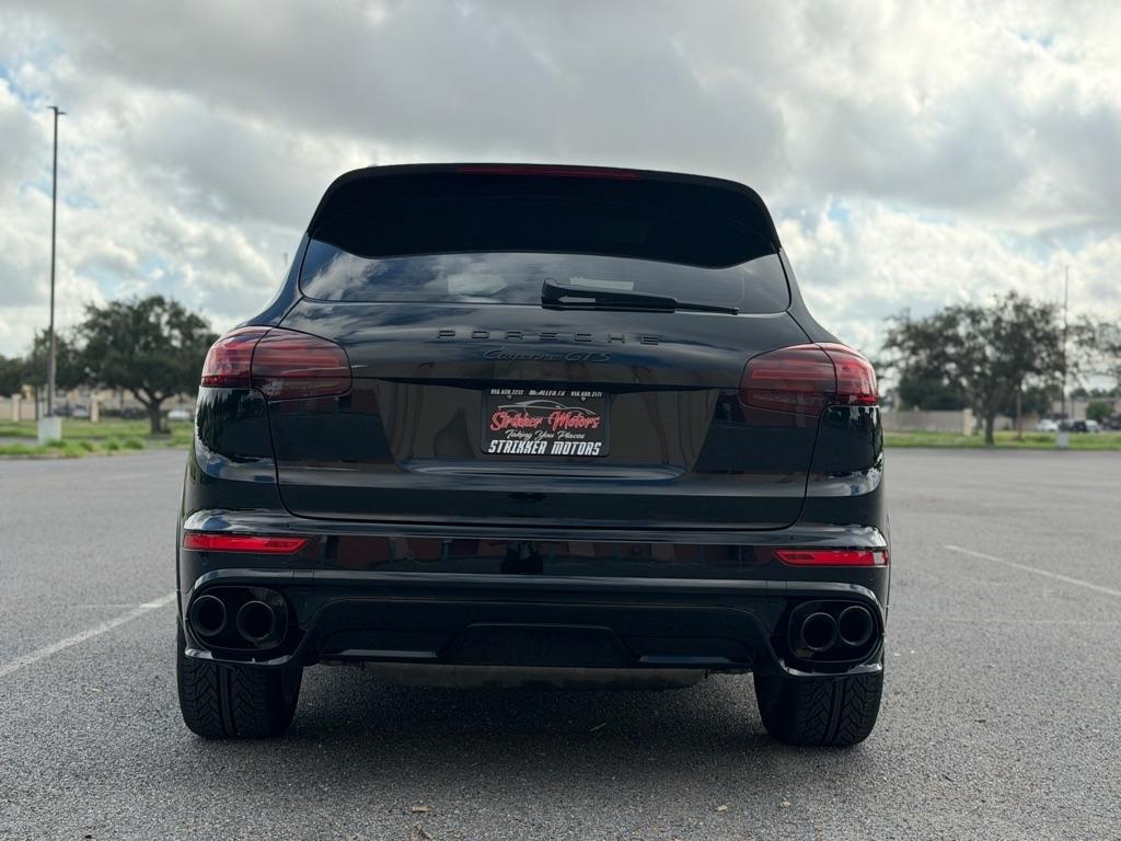 Porsche Cayenne GTS 2016