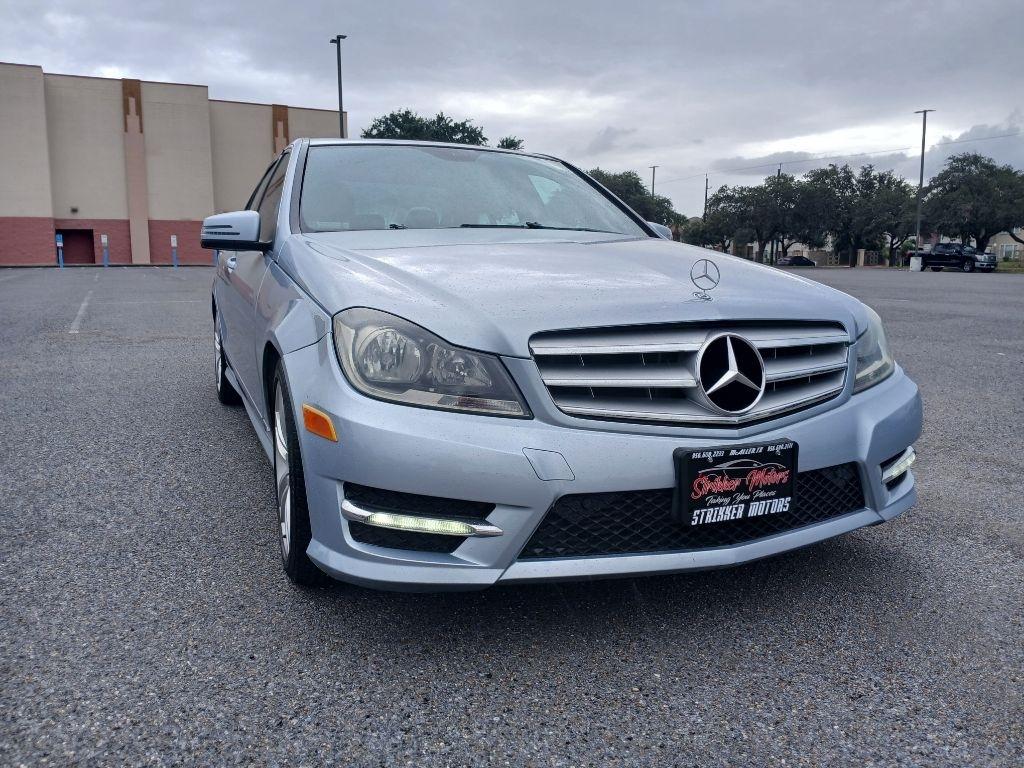 Mercedes-Benz C-Class C250 Luxury Sedan 2013