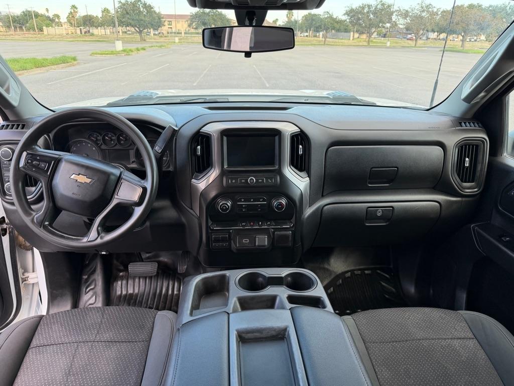 Chevrolet Silverado photo 7