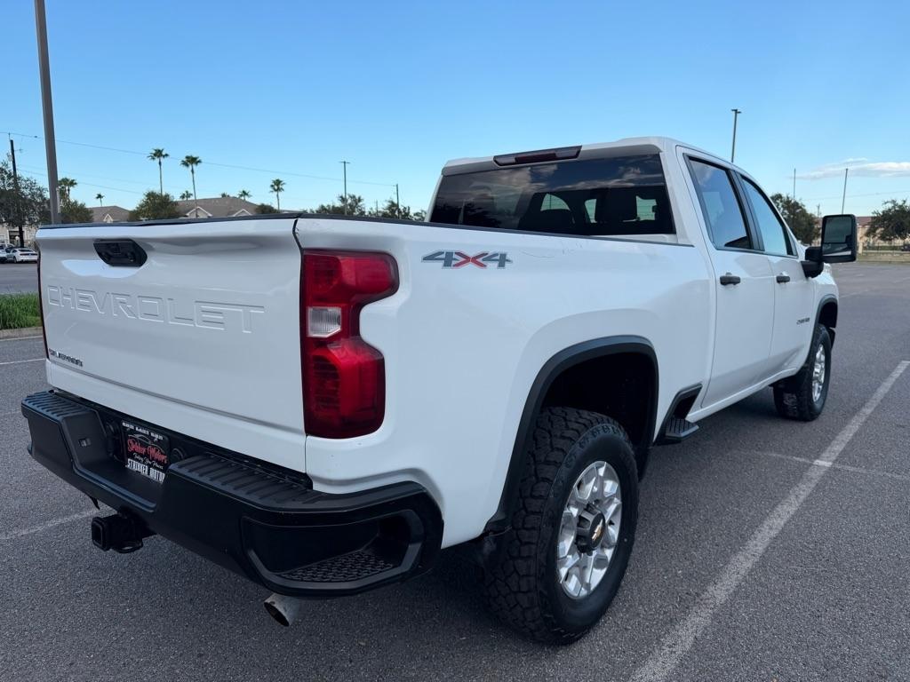 Chevrolet Silverado photo 16