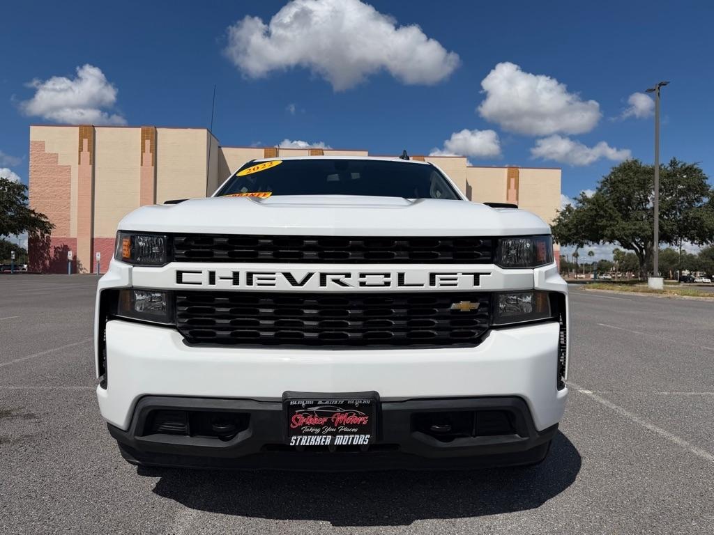 Chevrolet Silverado LTD photo 2