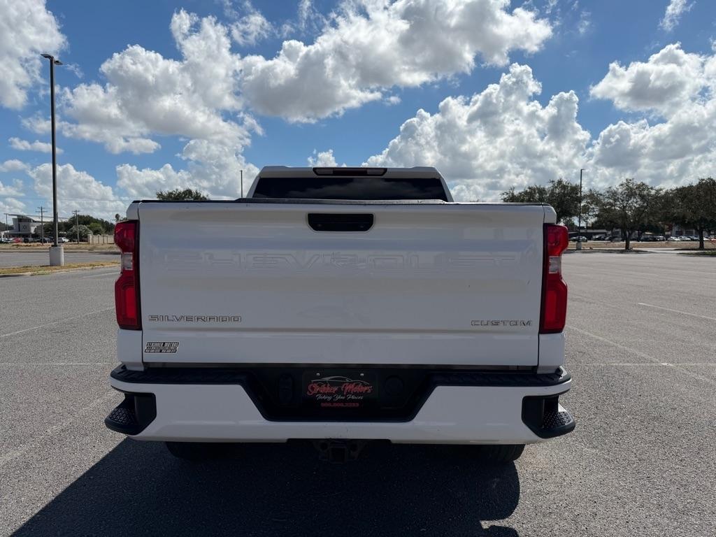 Chevrolet Silverado LTD photo 8