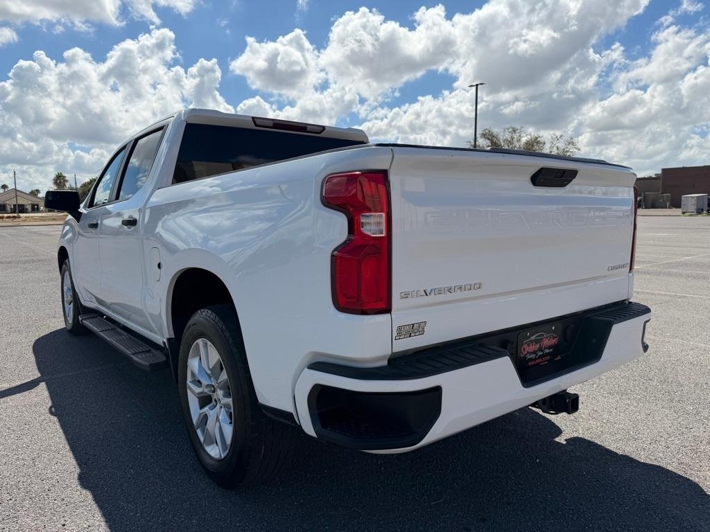 Chevrolet Silverado LTD photo 9