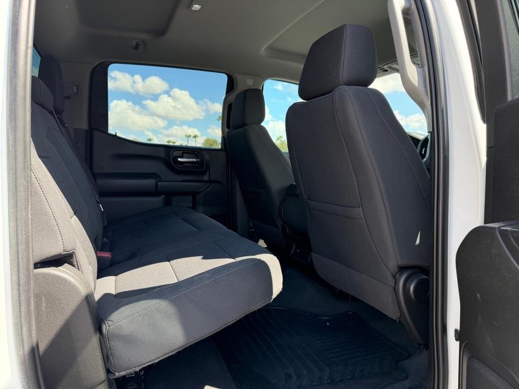 Chevrolet Silverado LTD photo 23