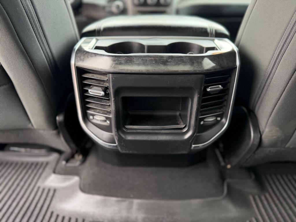 RAM 1500 Big Horn Crew Cab SWB 4WD 2019