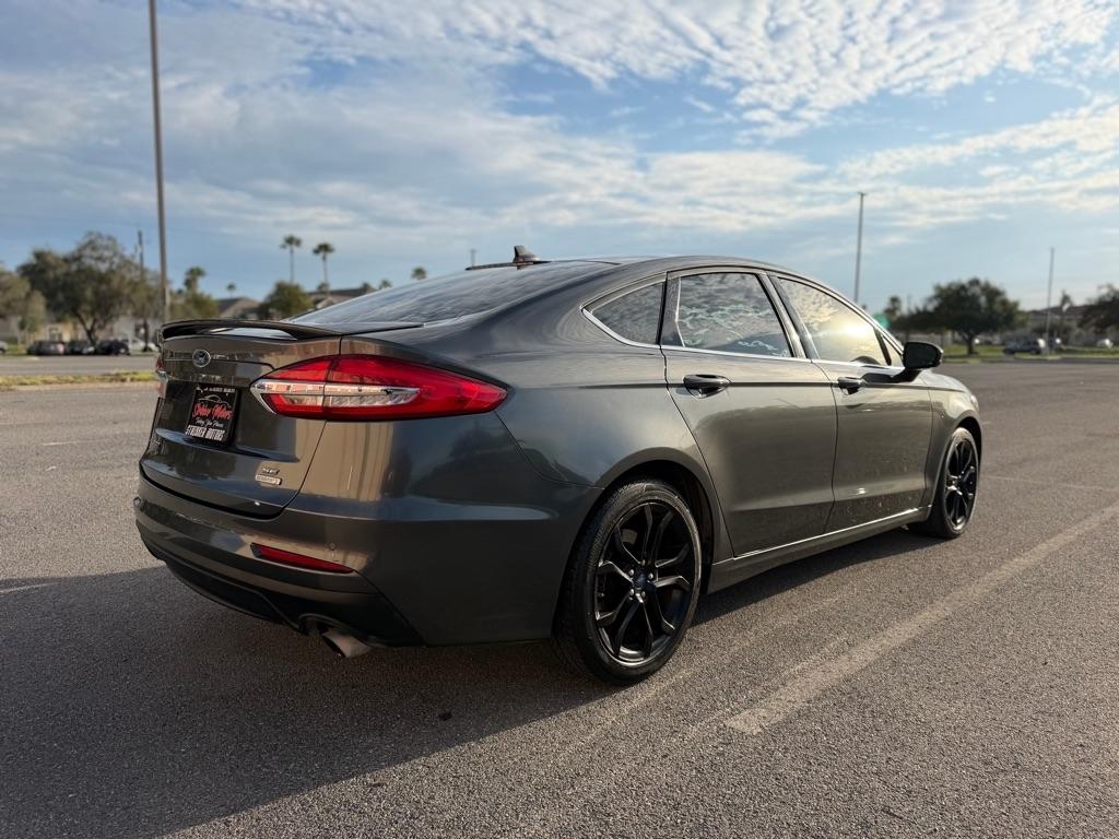 Ford Fusion SE 2020