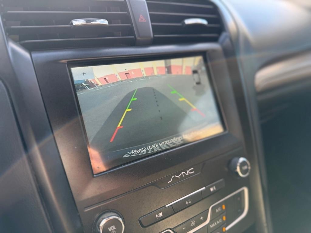Ford Fusion SE 2020