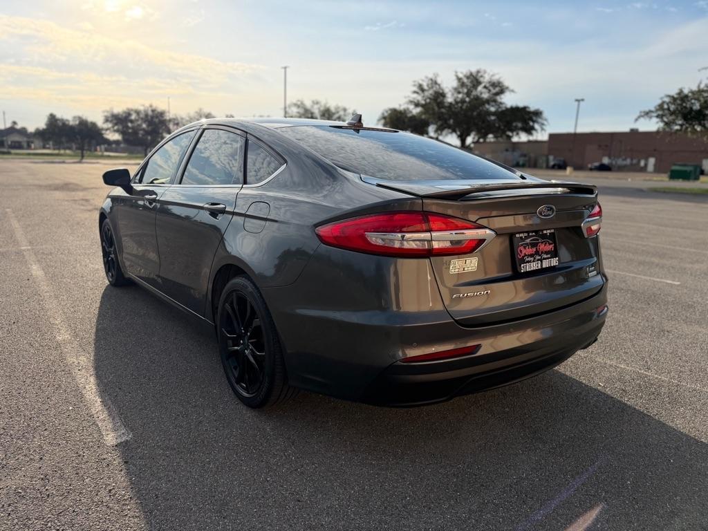 Ford Fusion SE 2020