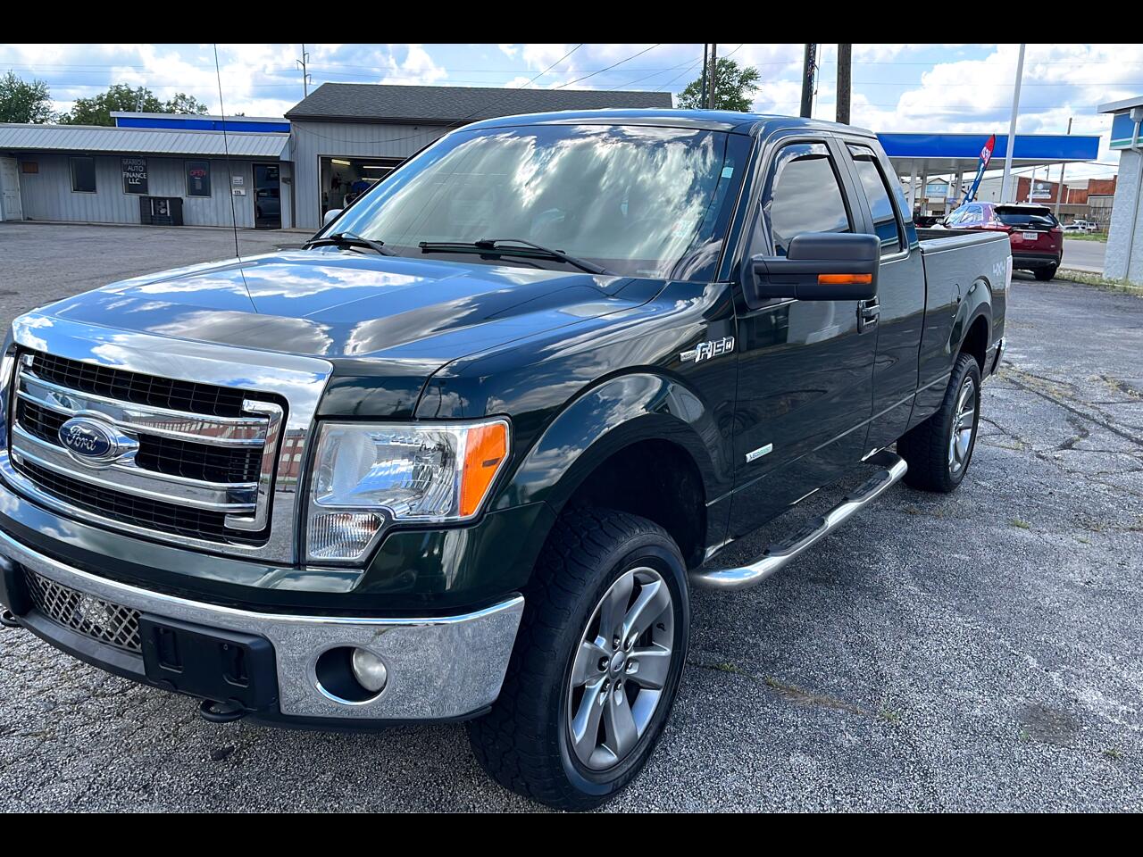 2013 Ford F-150 XL SuperCab 8-ft. Bed 4WD