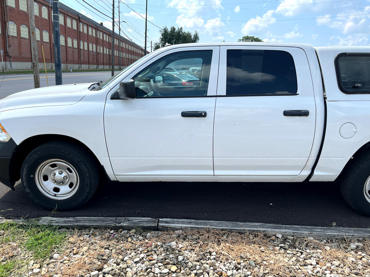 RAM 1500 Classic Tradesman Crew Cab SWB 2WD 2019