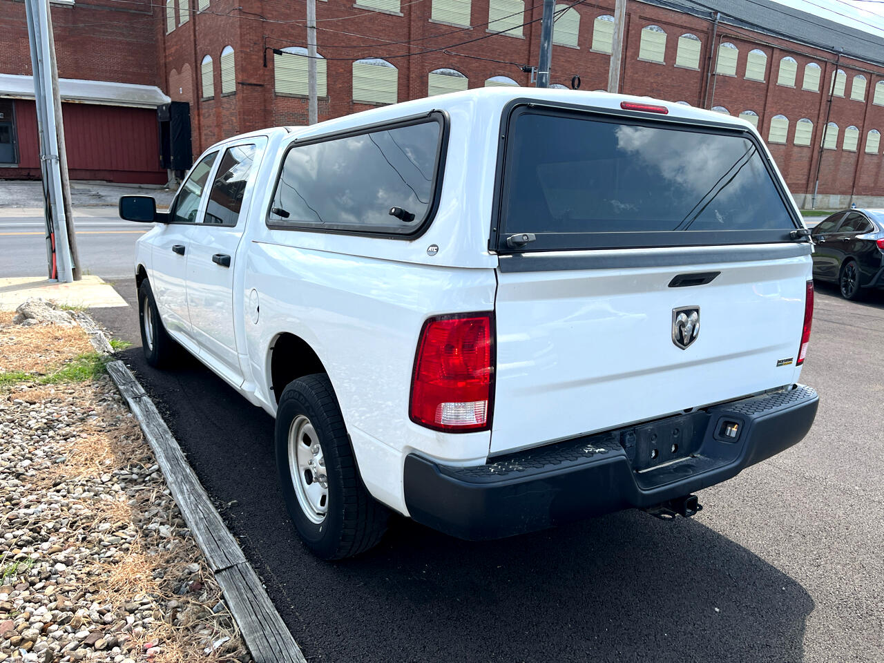RAM 1500 Classic Tradesman Crew Cab SWB 2WD 2019