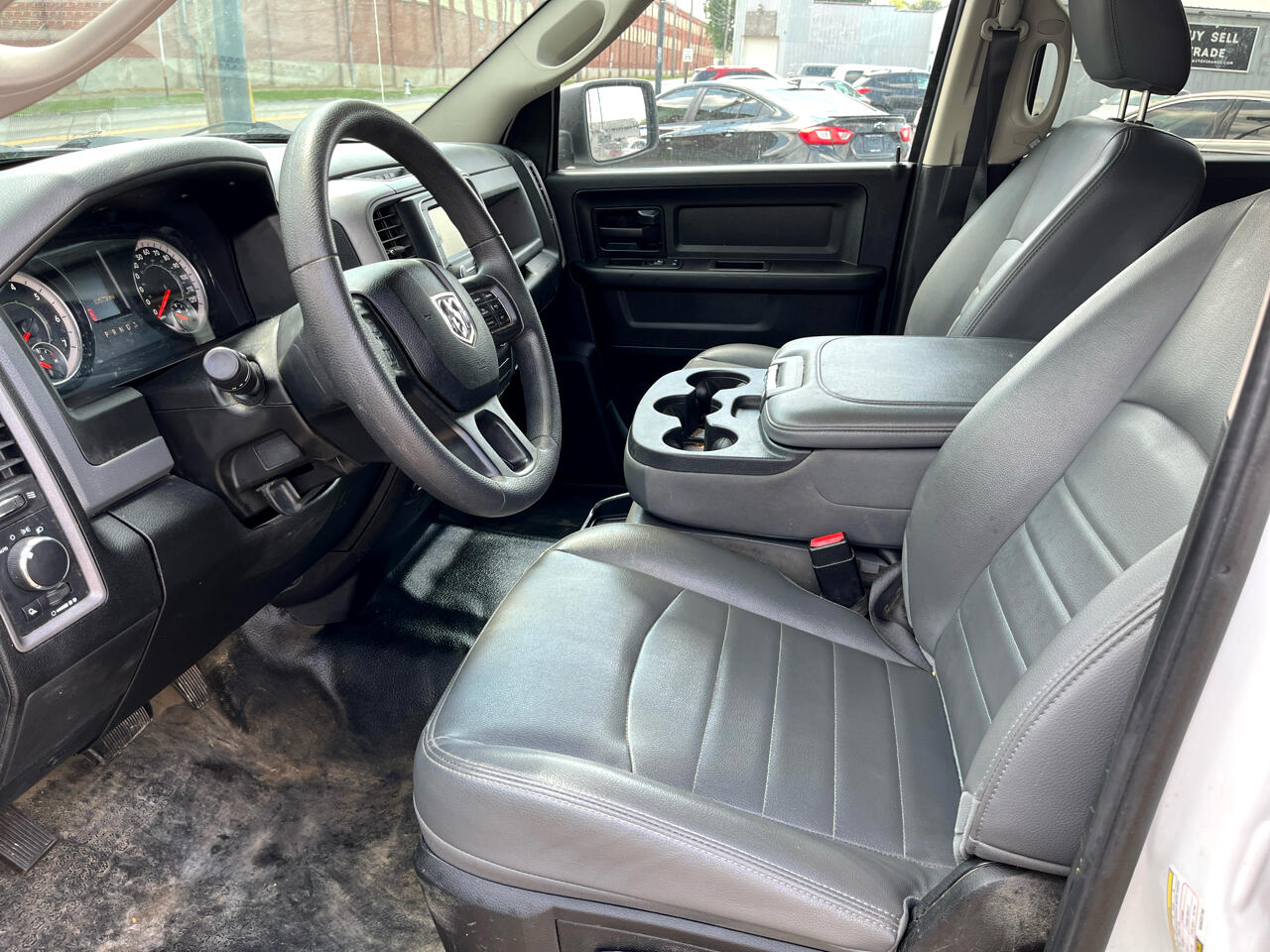 RAM 1500 Classic Tradesman Crew Cab SWB 2WD 2019