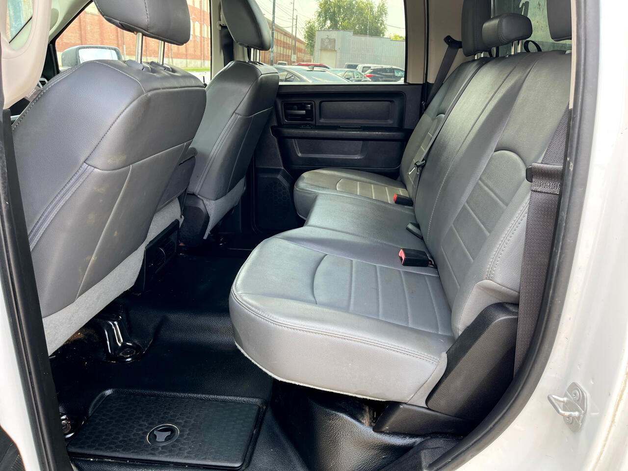 RAM 1500 Classic Tradesman Crew Cab SWB 2WD 2019